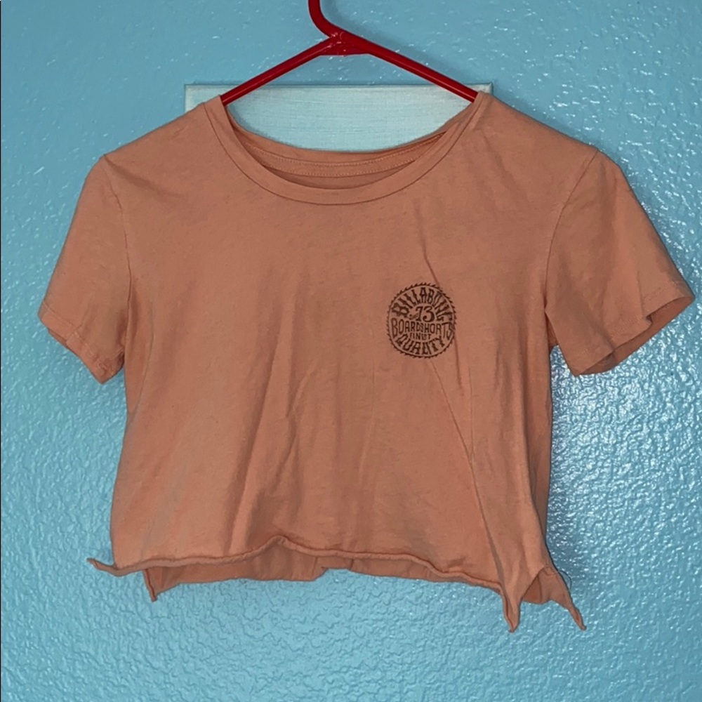 Billabong cropped t-shirt